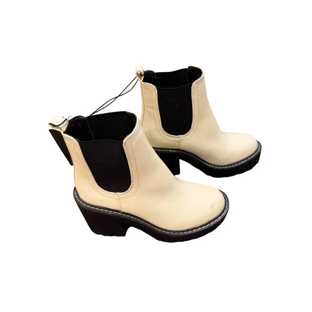 Forever 21 Cream Chelsea Platform Block Heel Ankle Boots NWT Size 7